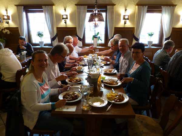 Urtypisches schwäbisches Essen im "Zum Rössle"