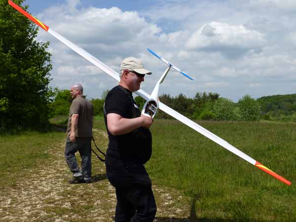 Dirk vor seinem Thermikflug in Trailfingen